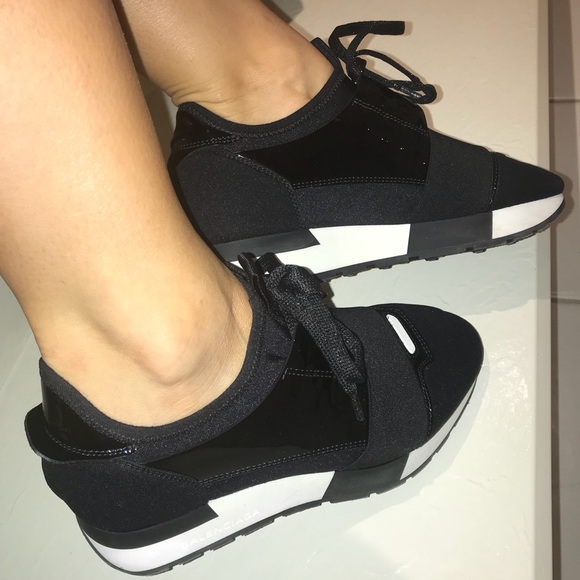 balenciaga trainers womens racerunner